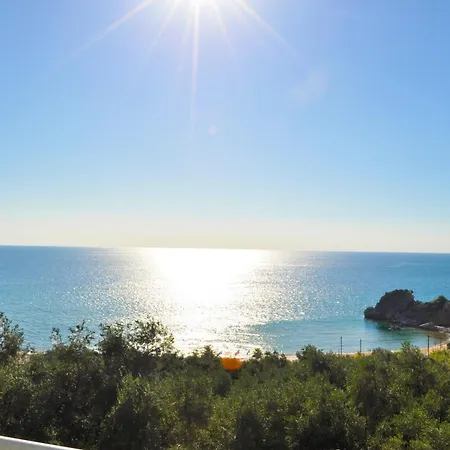 With Swimming Pool And Sea View - Appartement *