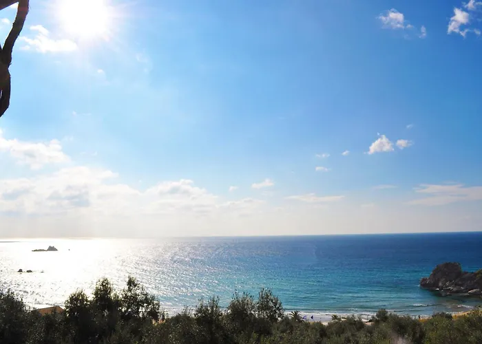 Апартаменты With Swimming Pool And Sea View -
