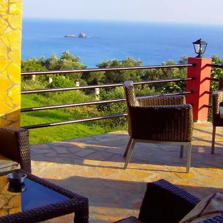 דירה With Swimming Pool And Sea View - *